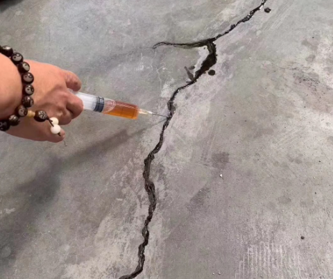 市南混凝土裂缝修补技术详解​
